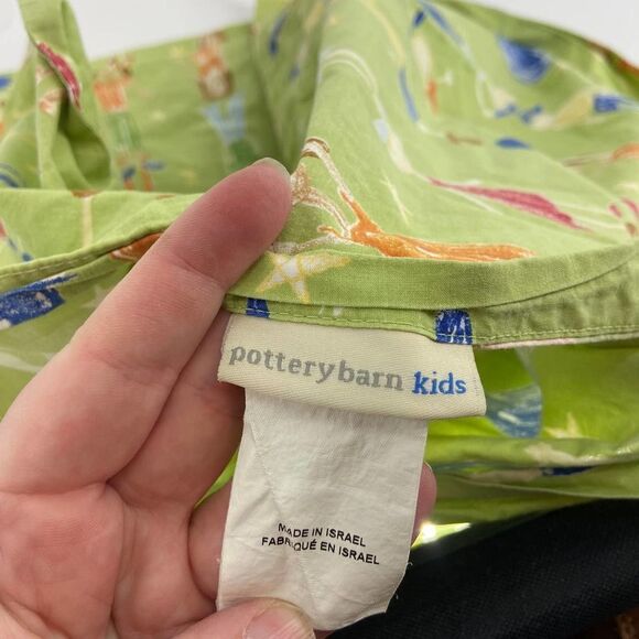 Pottery Barn Kids Drawing People green cotton Two Pillow Shams - Picture 6 of 6